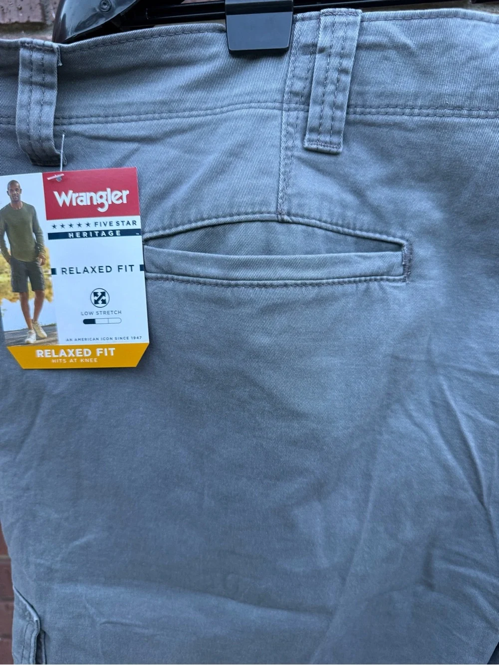 Wrangler Five Star Heritage Relaxed Fit Cargo Shorts Gray Flat Front Size 46 New